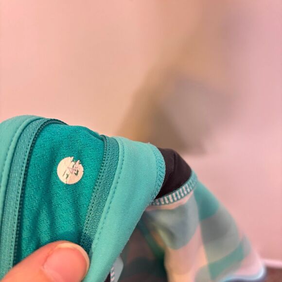Lululemon Bright Teal Blue & Grey Plaid Athletic Speed Up Shorts 4 - Picture 7 of 7